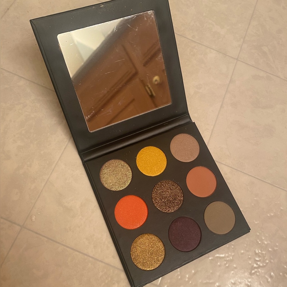 Kylie Cosmetics Halloween Palette